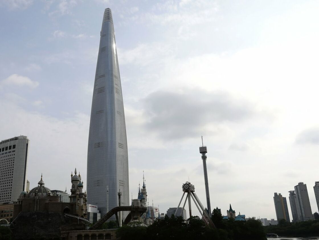 lotte-world-center
