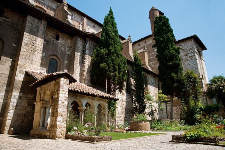 collegiale-saint-salvi