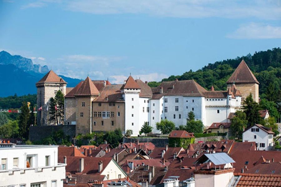 chateau-annecy