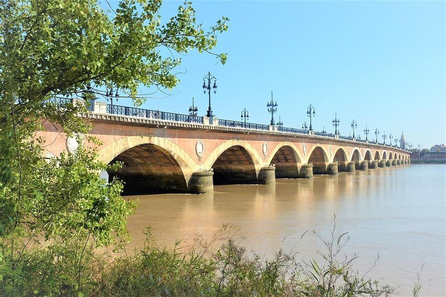 pont-pierre