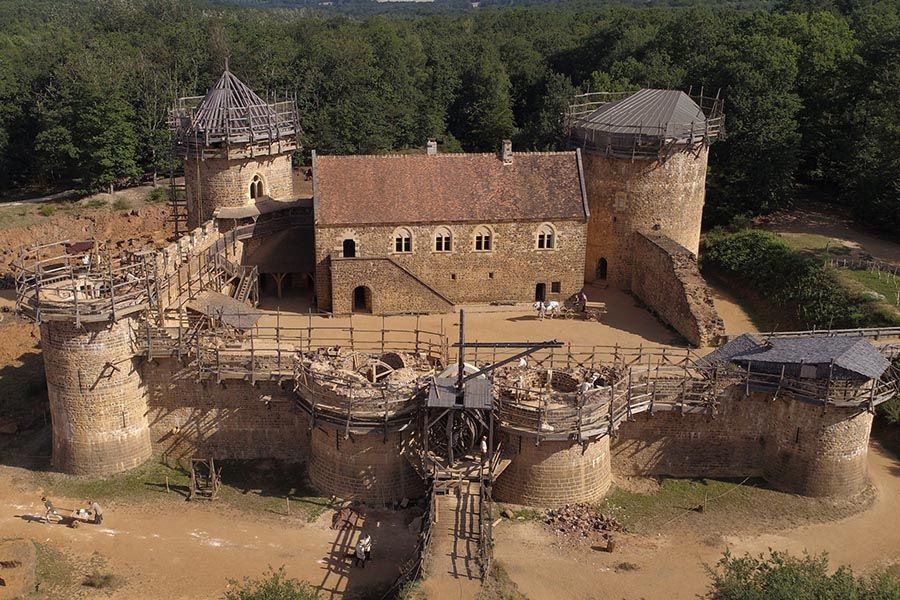 chateau-guedelon