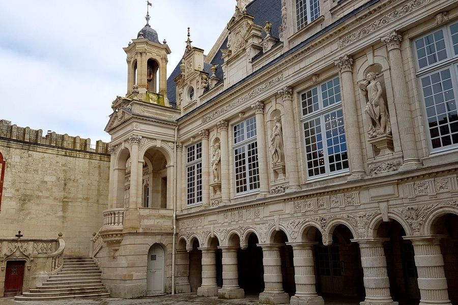 hotel-de-ville
