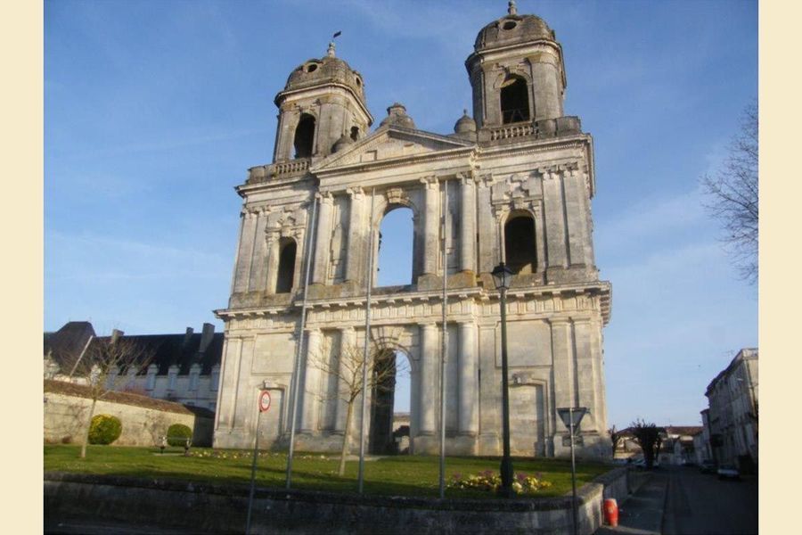 st-jean-d-angely