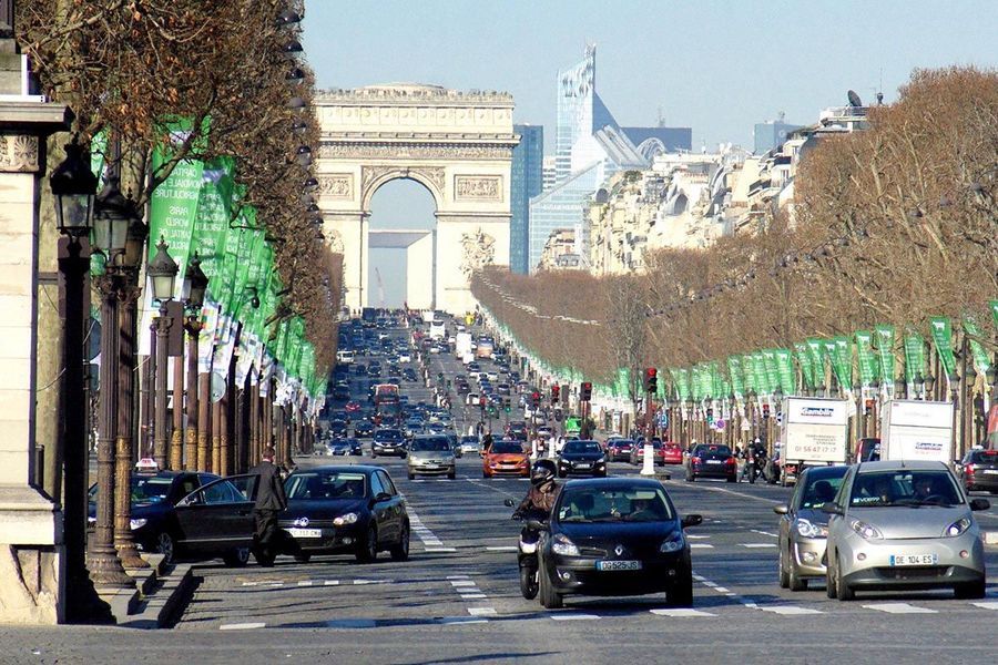 champs-elysées
