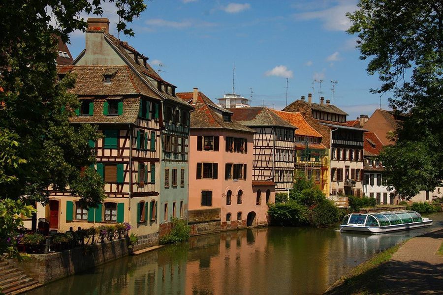 petite-france