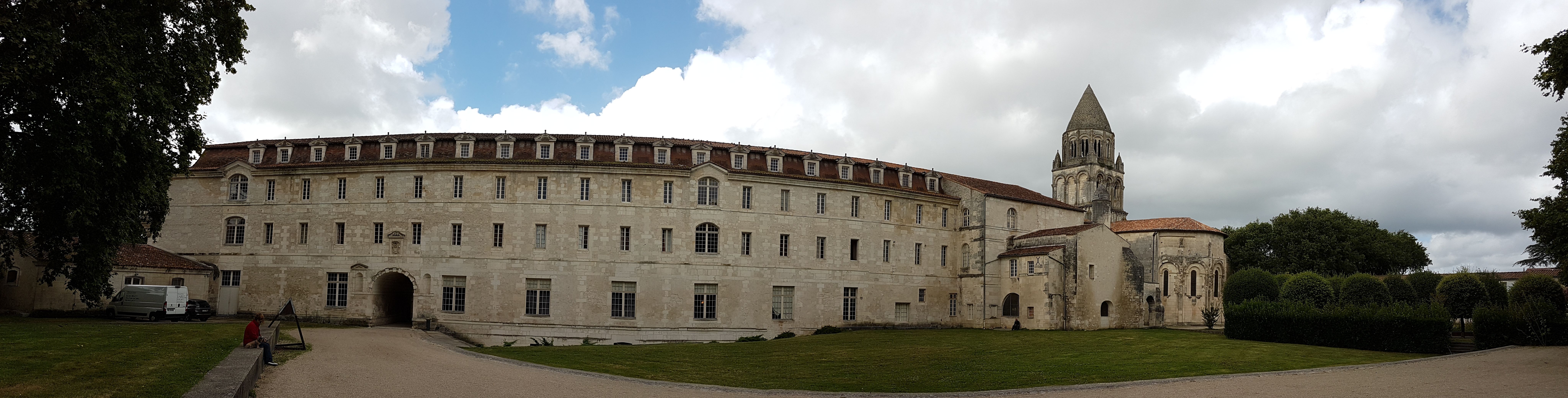 saintes-30